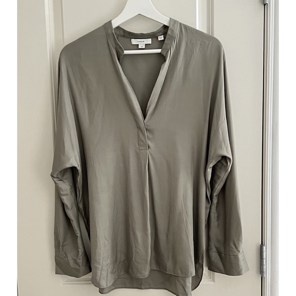 VINCE Silk Blend Split Neck Tunic Blouse Green Moss Size S/P MSRP $325